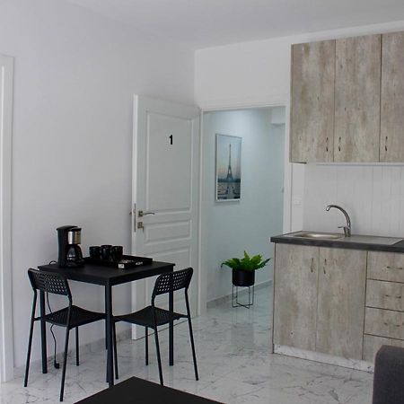 Amalia Residences Nicosia Esterno foto