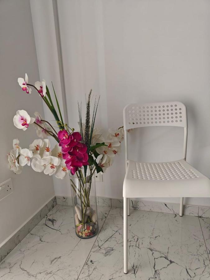 Amalia Residences Nicosia Esterno foto